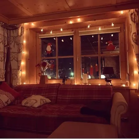 - Direkt Am 5 Sterne Aufenfeld Im Zillertal Mit Hallenbad Und Sauna Hébergement de vacances *