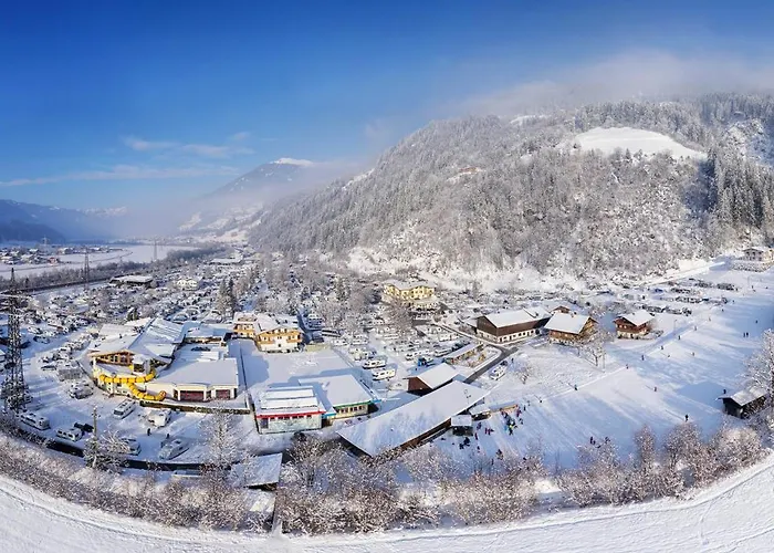 - Direkt Am 5 Sterne Aufenfeld Im Zillertal Mit Hallenbad Und Sauna Nyaraló Aschau Im Zillertal