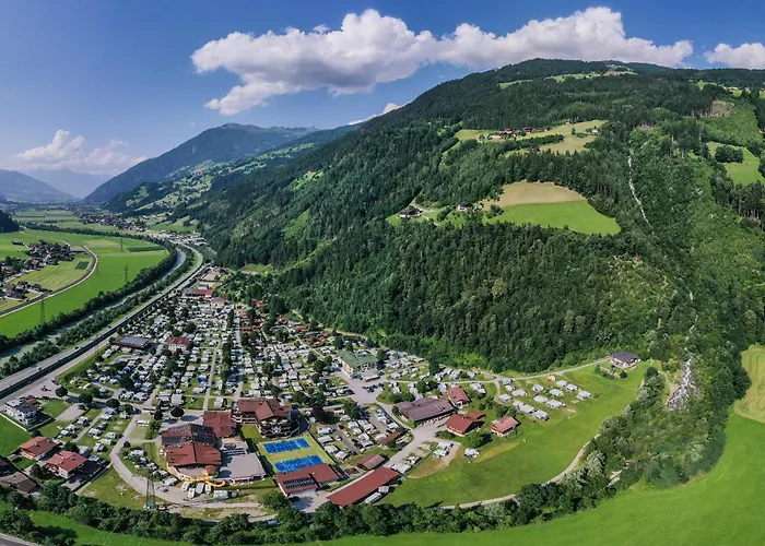 - Direkt Am 5 Sterne Aufenfeld Im Zillertal Mit Hallenbad Und Sauna Aschau Im Zillertal