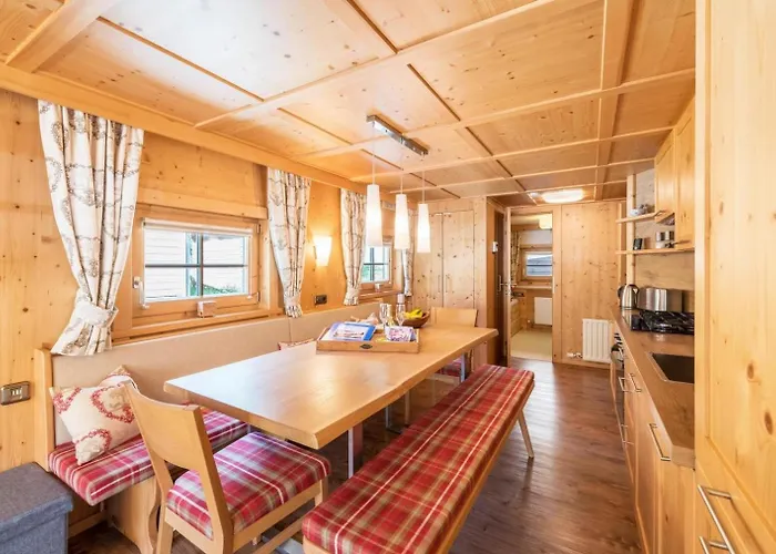 - Direkt Am 5 Sterne Aufenfeld Im Zillertal Mit Hallenbad Und Sauna * Aschau Im Zillertal