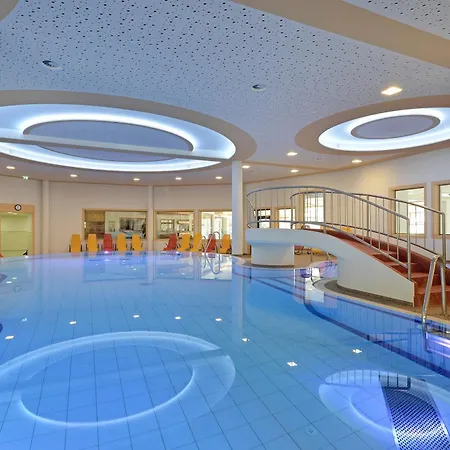 - Direkt Am 5 Sterne Aufenfeld Im Zillertal Mit Hallenbad Und Sauna Feriehus *