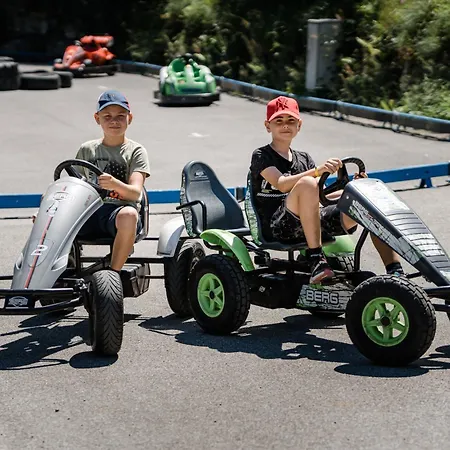 Feriehus - Direkt Am 5 Sterne Aufenfeld Im Zillertal Mit Hallenbad Und Sauna Aschau Im Zillertal