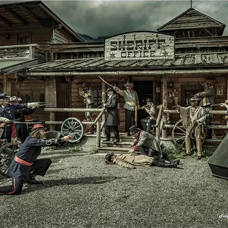 - Direkt Am 5 Sterne Aufenfeld Im Zillertal Mit Hallenbad Und Sauna Aschau Im Zillertal