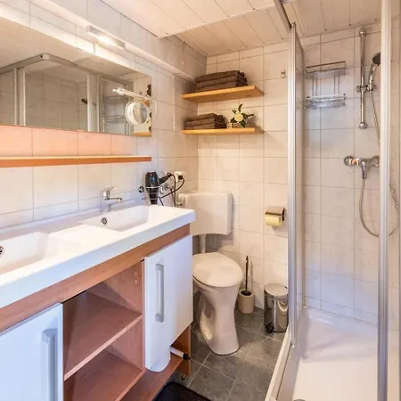 Feriehus - Direkt Am 5 Sterne Aufenfeld Im Zillertal Mit Hallenbad Und Sauna